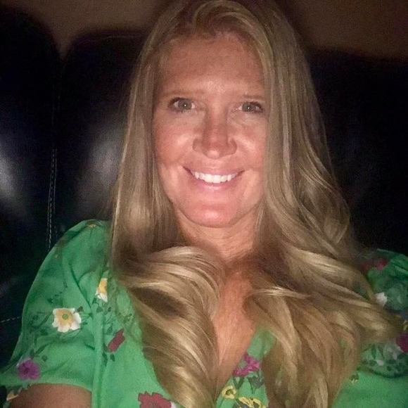 Meet your Posher, Alicia - Picture 1 of 1